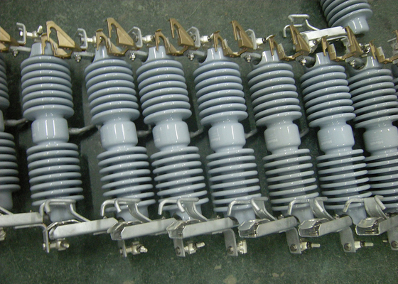 20m remote control drop-out fuse dipotong dengan porselen