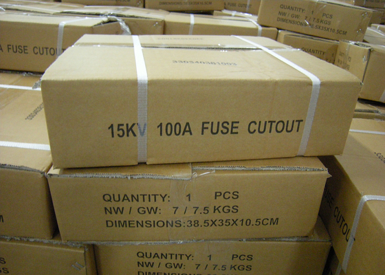 15KV Dropout Fuse Cutout Untuk Distribusi Daya Berkelanjutan Dengan Jarak Creepage 600mm