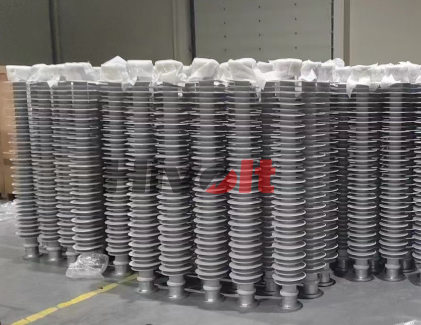 100kV-1000KV Daya Frekuensi Puncture Voltage Stasiun Post Insulator Untuk Tegangan Tinggi